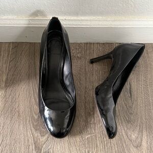 Tory Burch Black Patent Leather Leah High Heels size 7.5 Women 7 1/2 USED